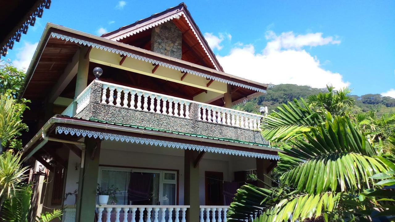 Romance Bungalows