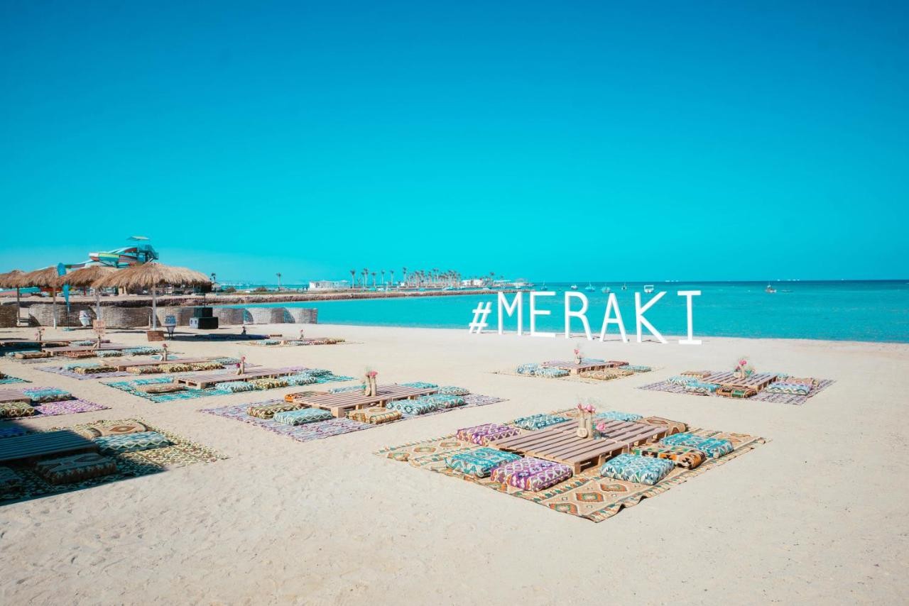 
                                        Meraki Resort
                    