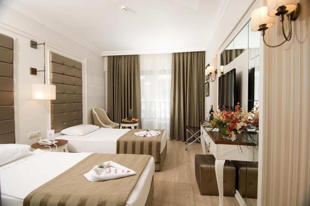 hotel_img