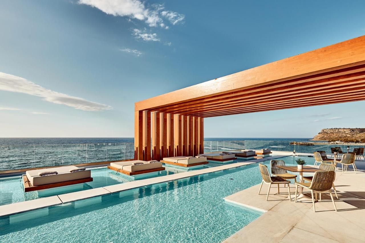 hotel_img