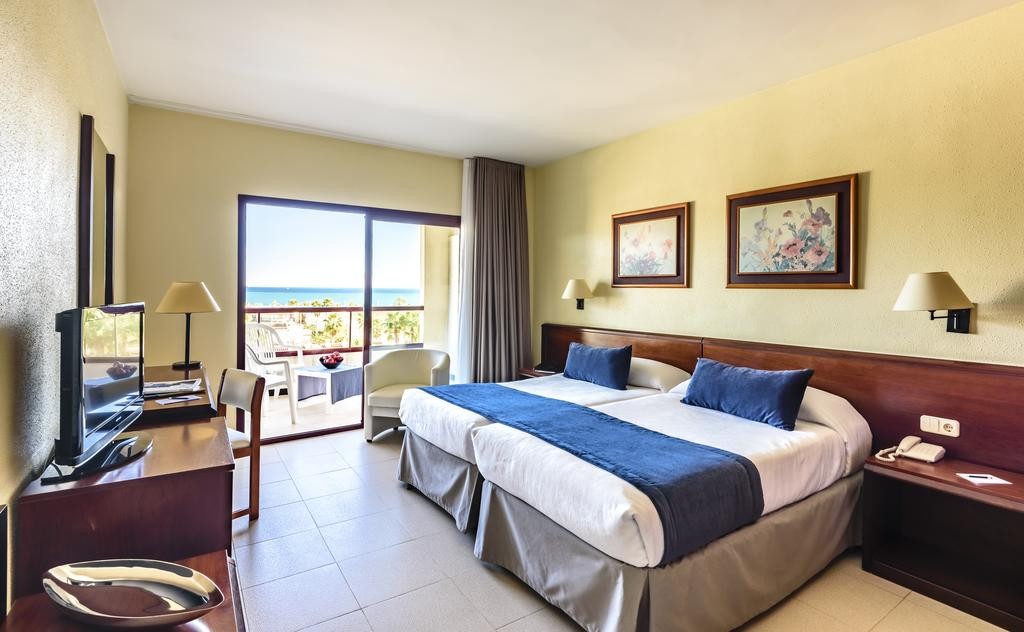 hotel_img