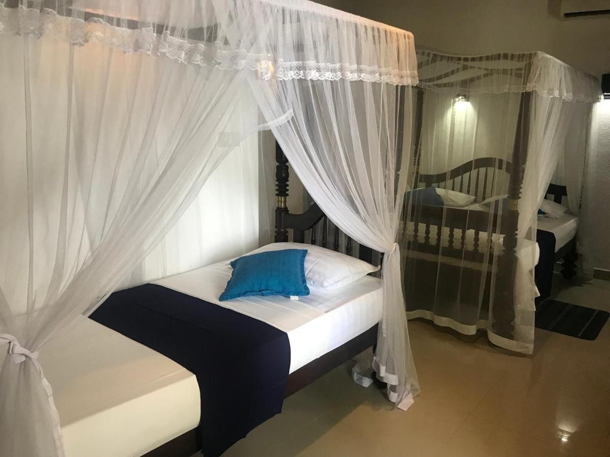 hotel_img