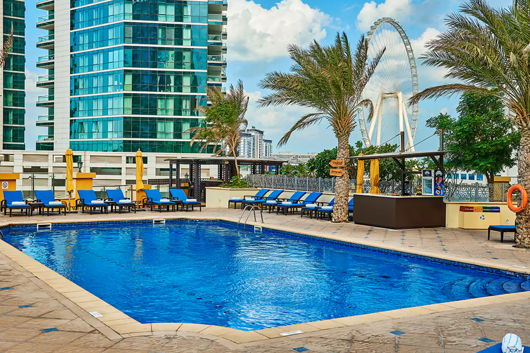 hotel_img