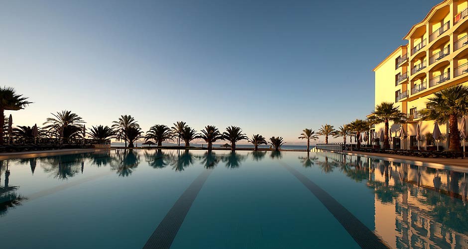 hotel_img