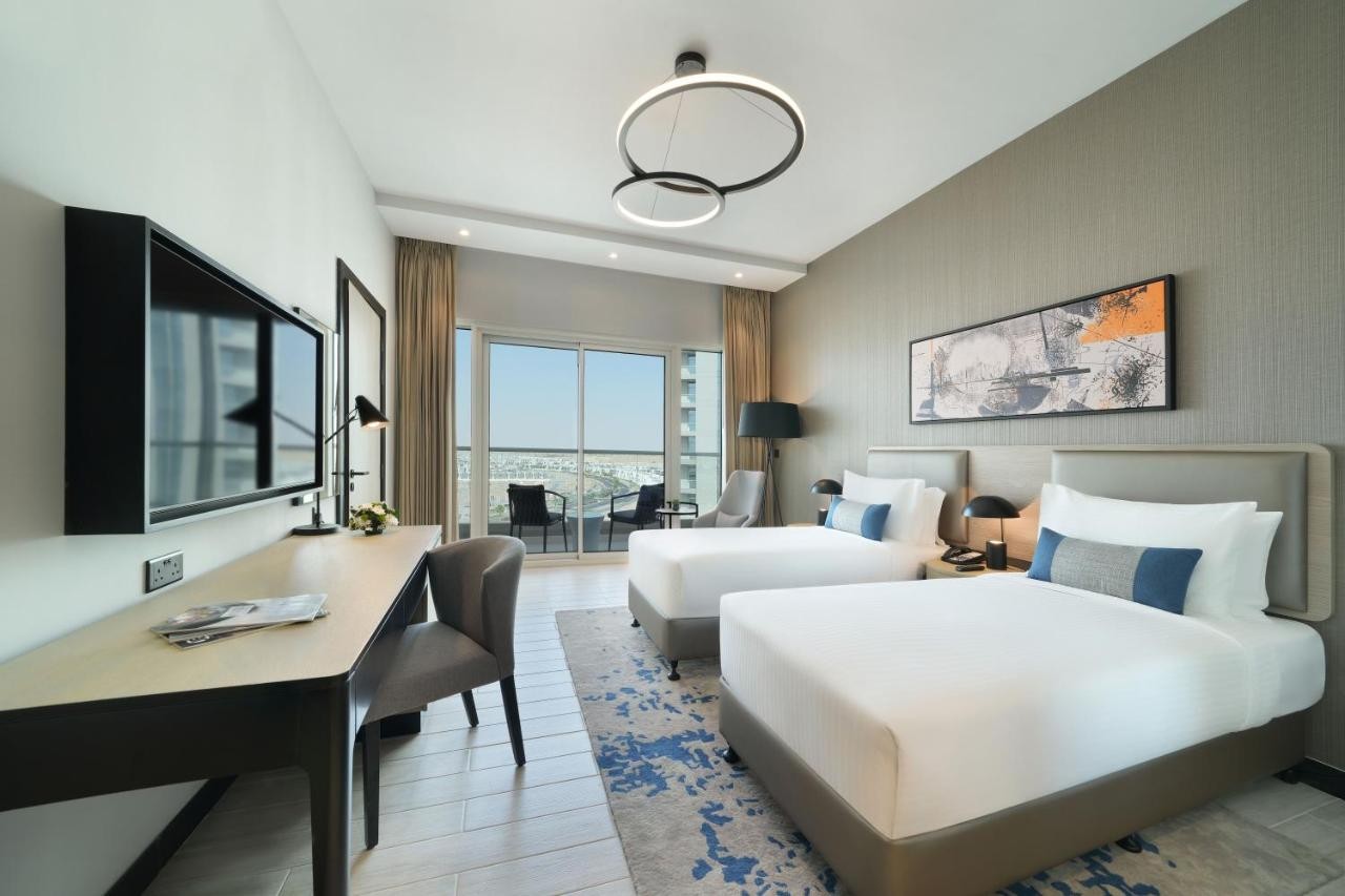 hotel_img