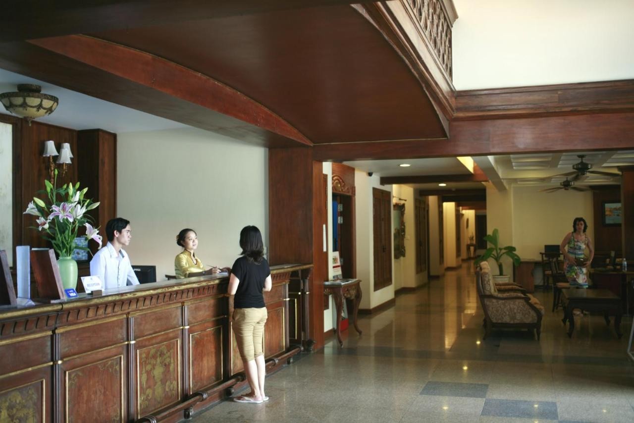 hotel_img