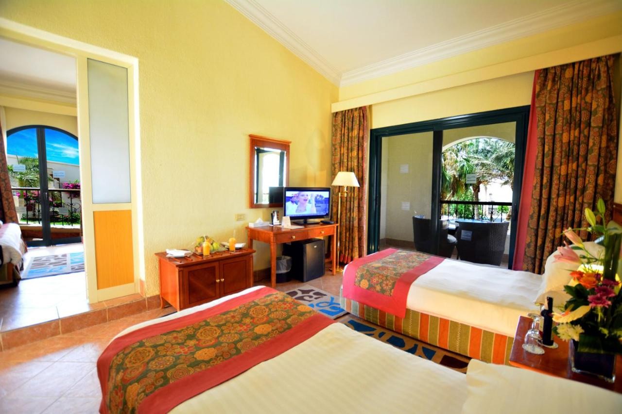 hotel_img