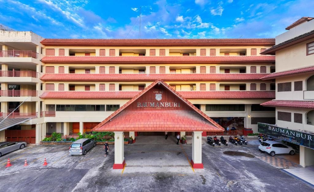 hotel_img
