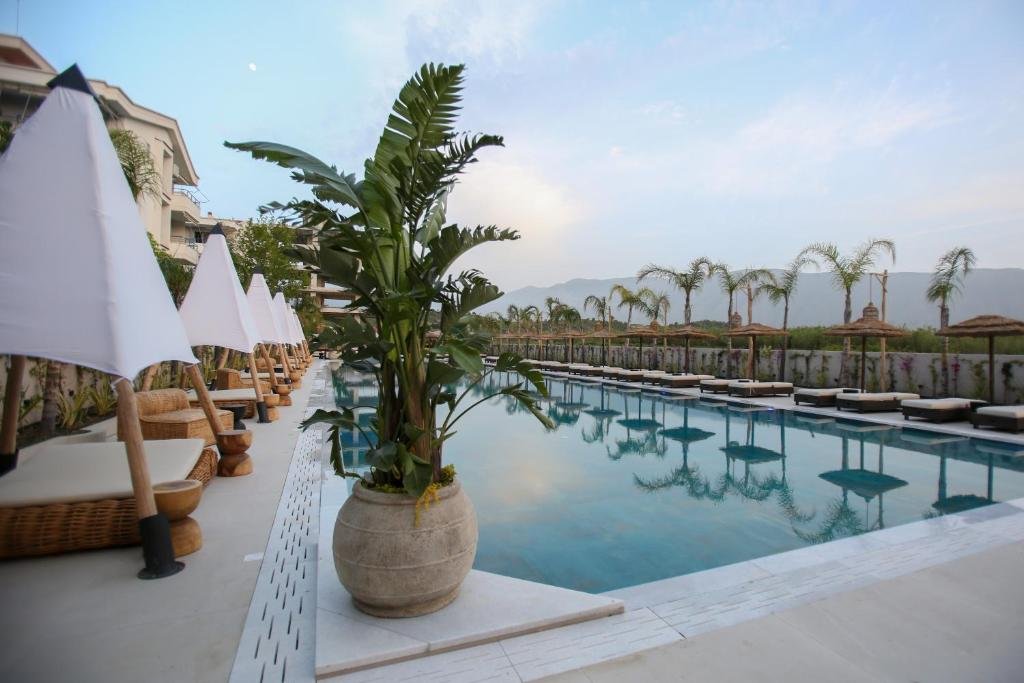 hotel_img