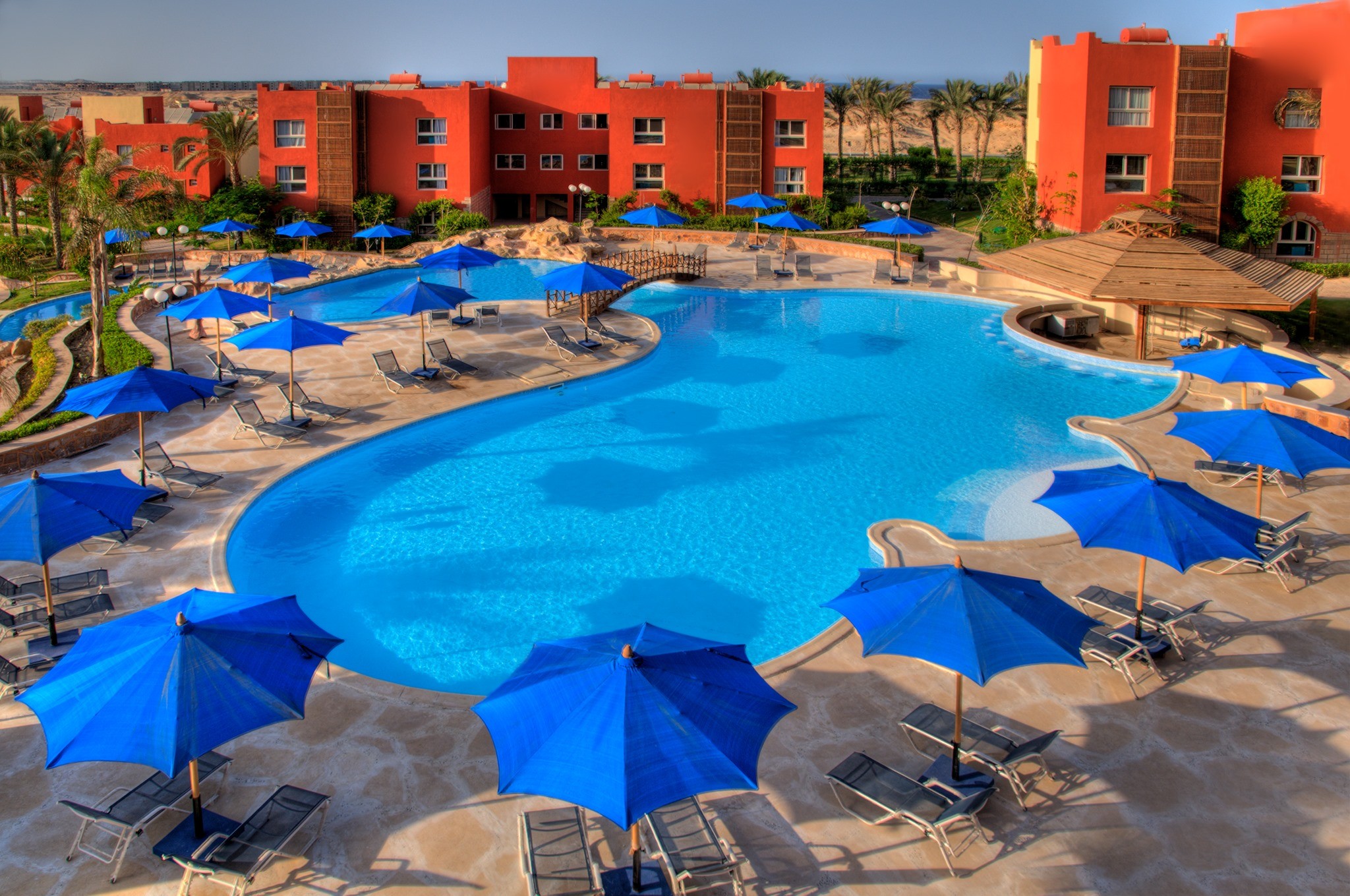 hotel_img