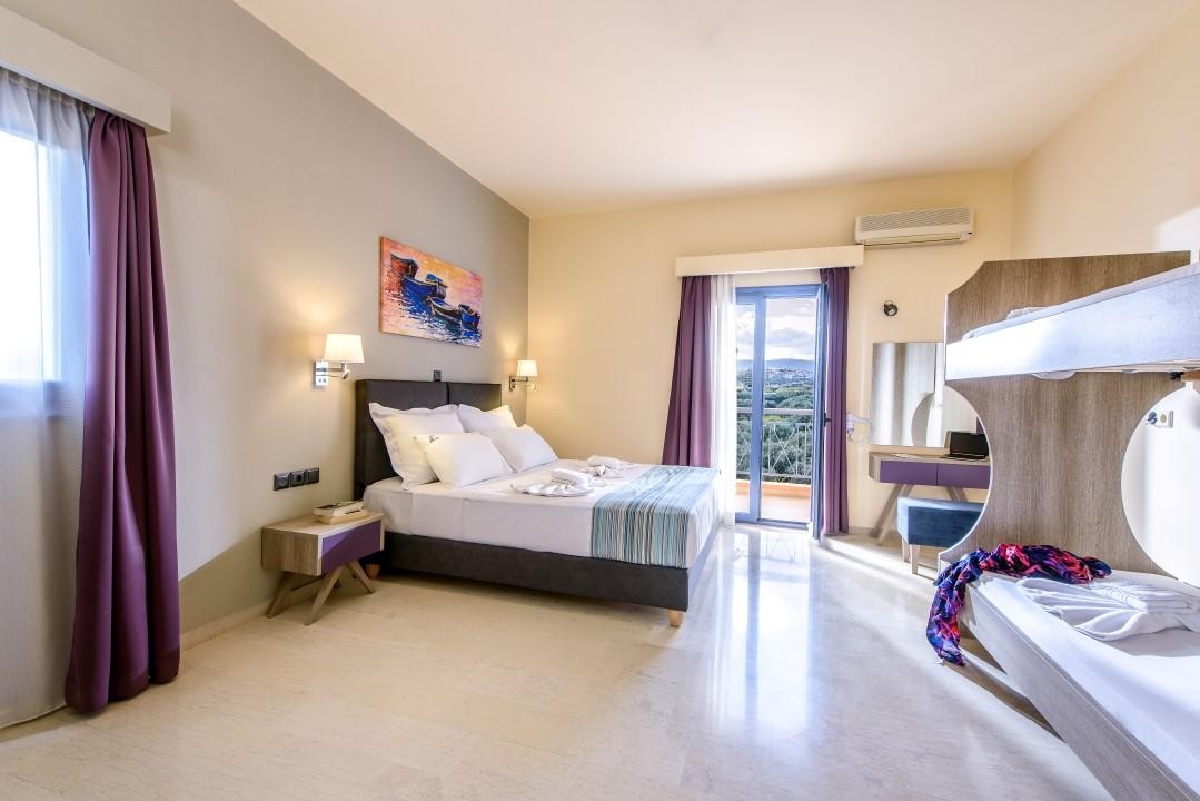 hotel_img