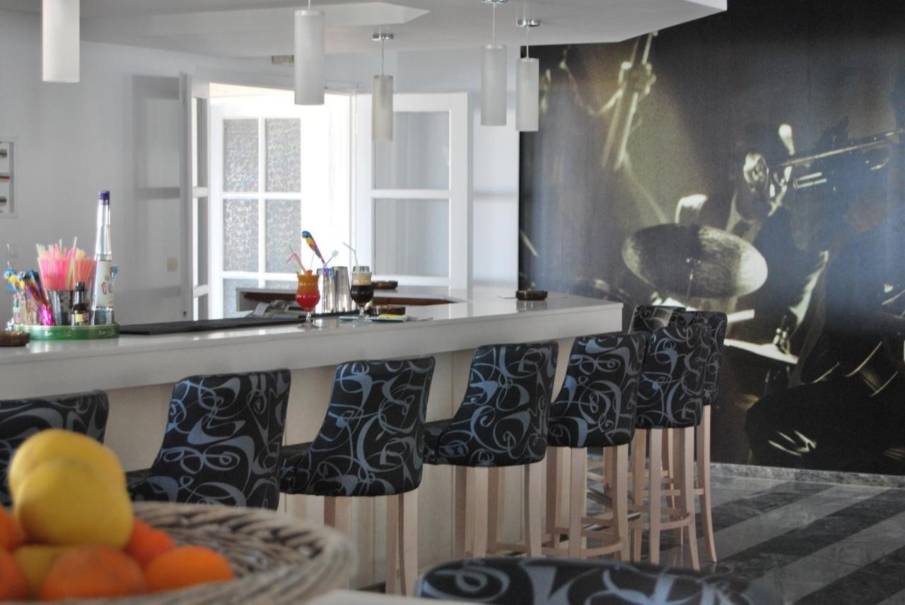 hotel_img
