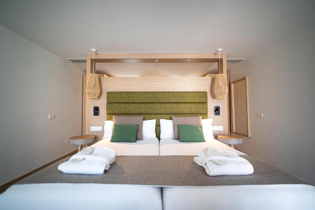 hotel_img