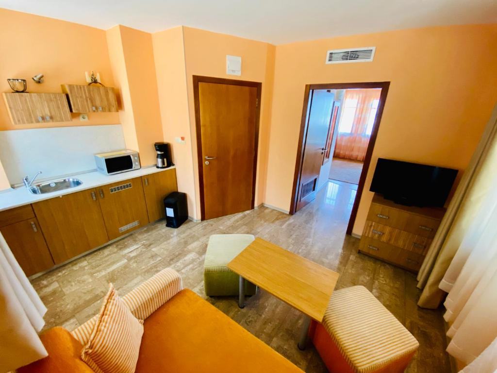 hotel_img