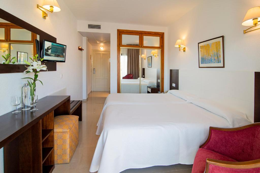 hotel_img