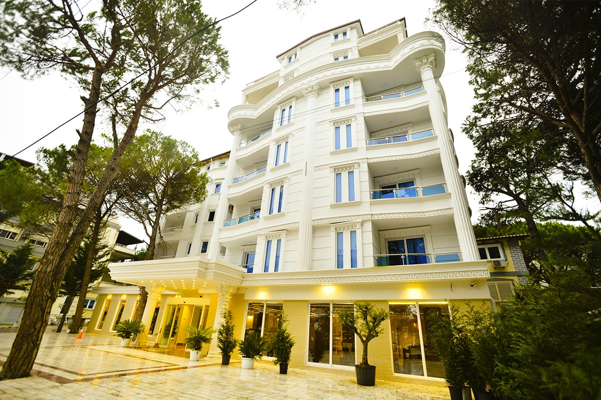 hotel_img
