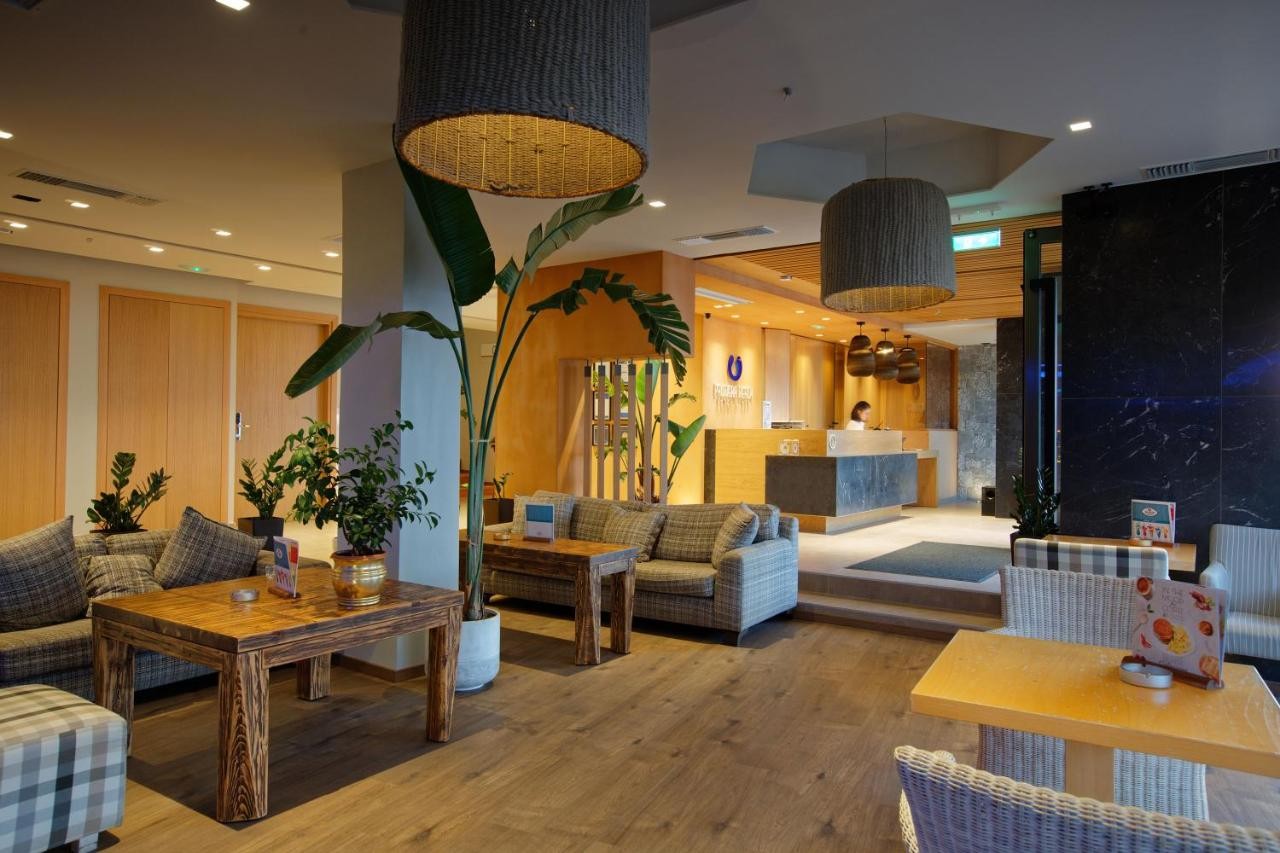 hotel_img