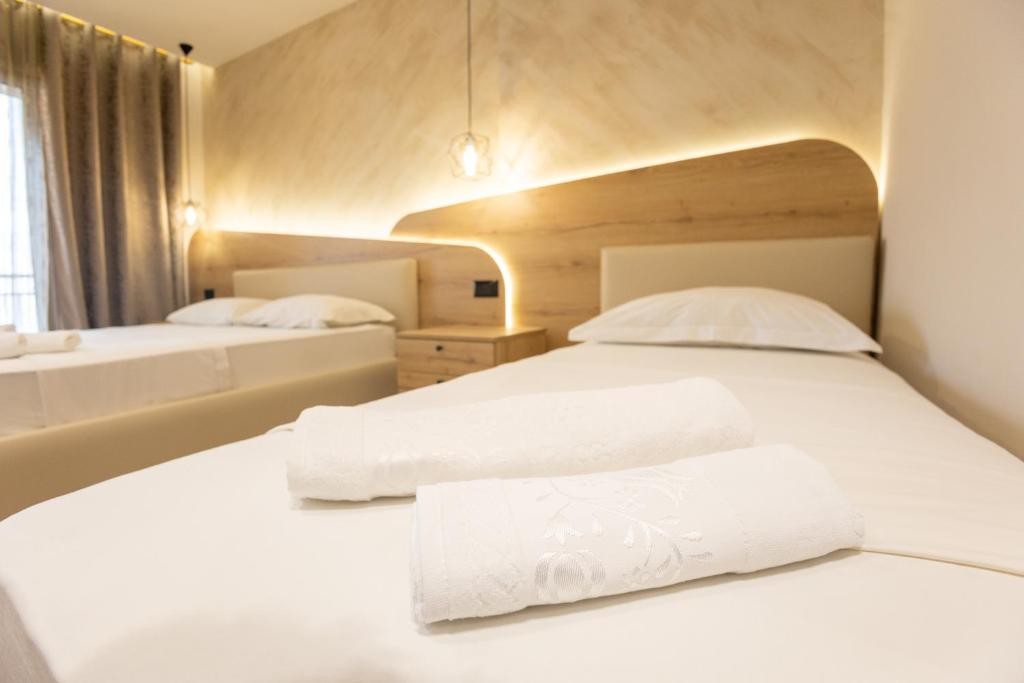 hotel_img