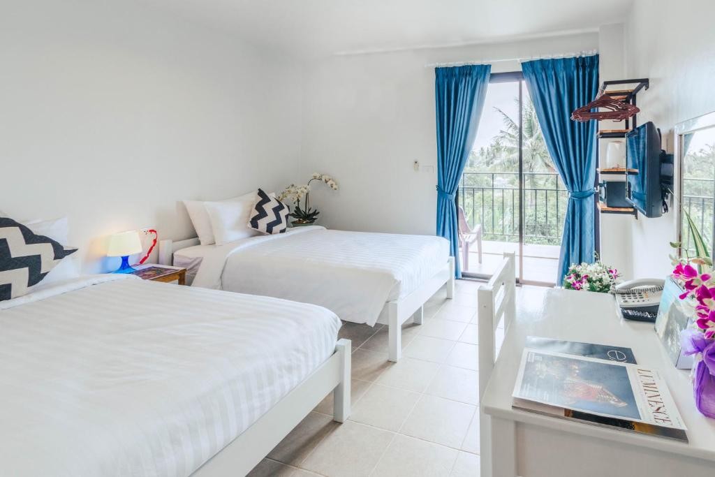 hotel_img