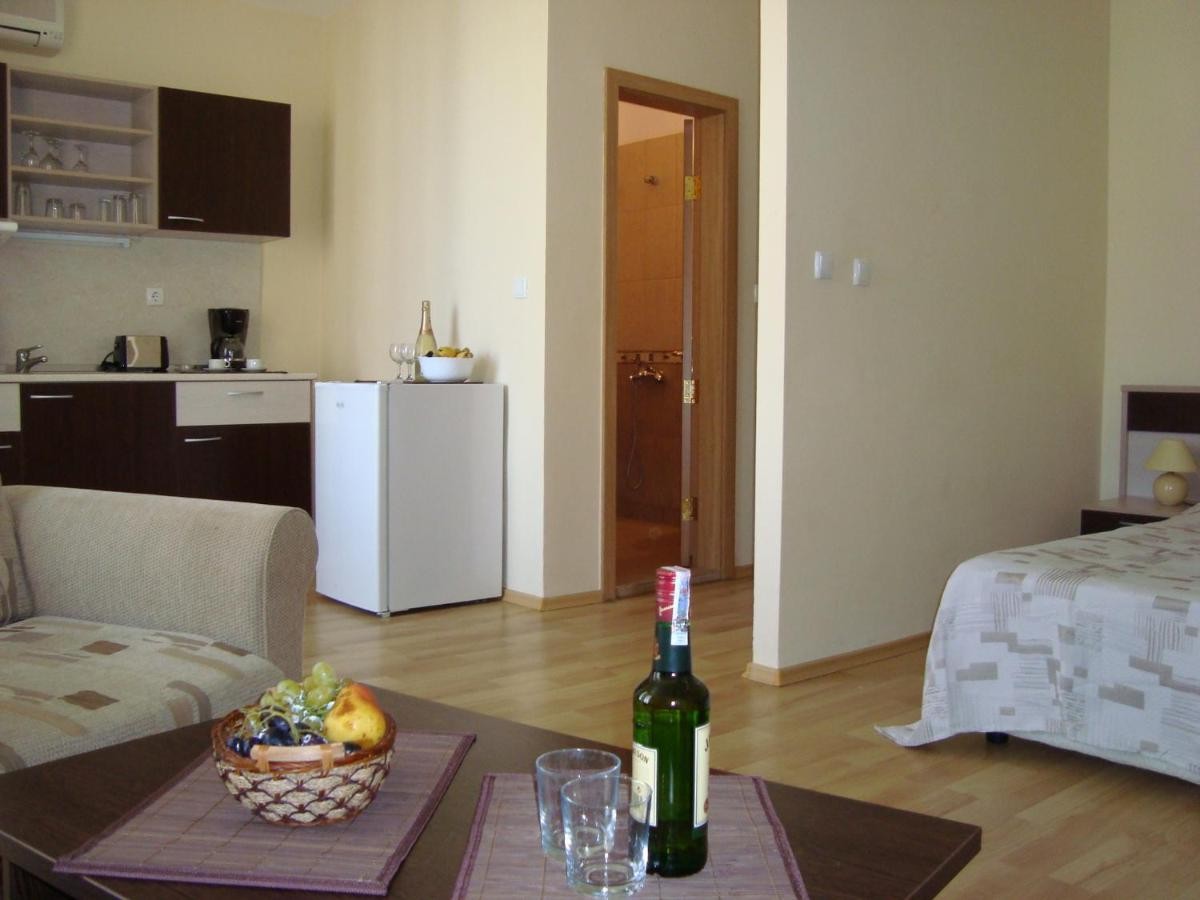 hotel_img