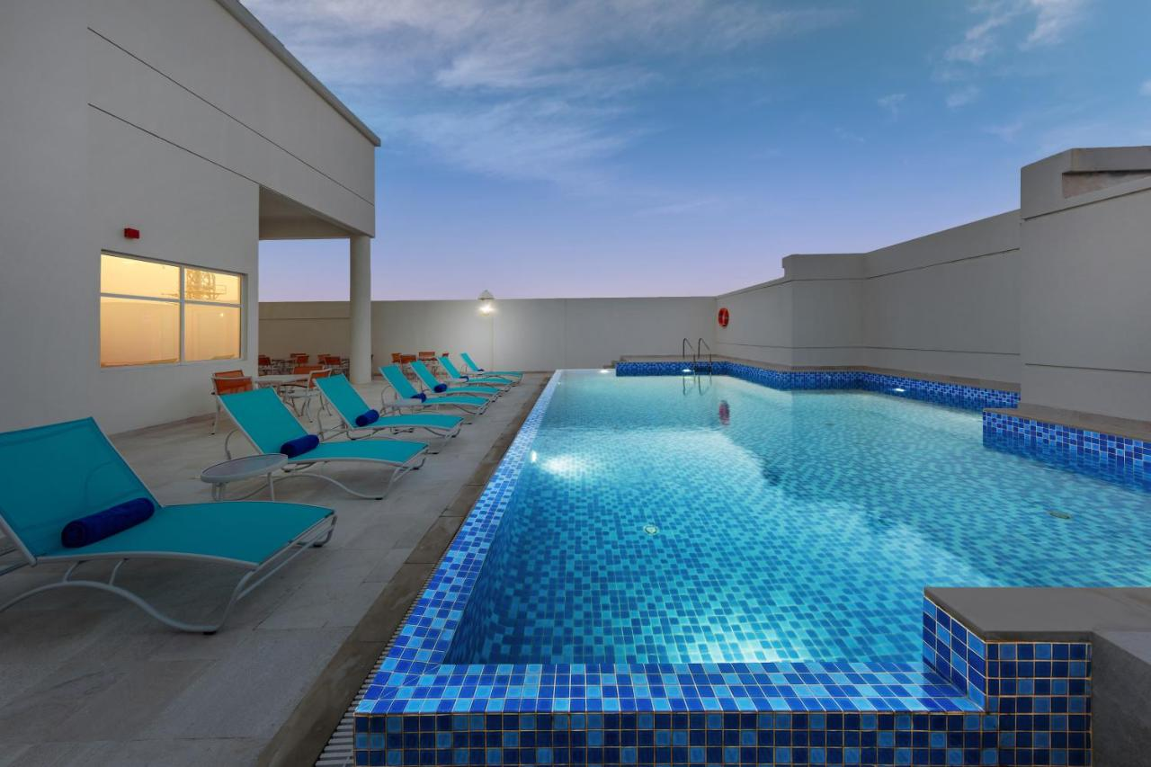 hotel_img