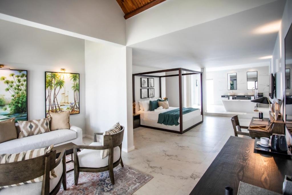 hotel_img