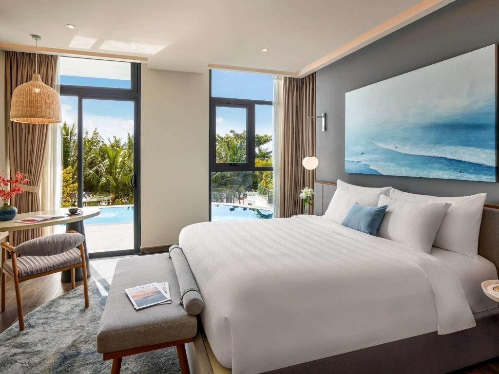 hotel_img