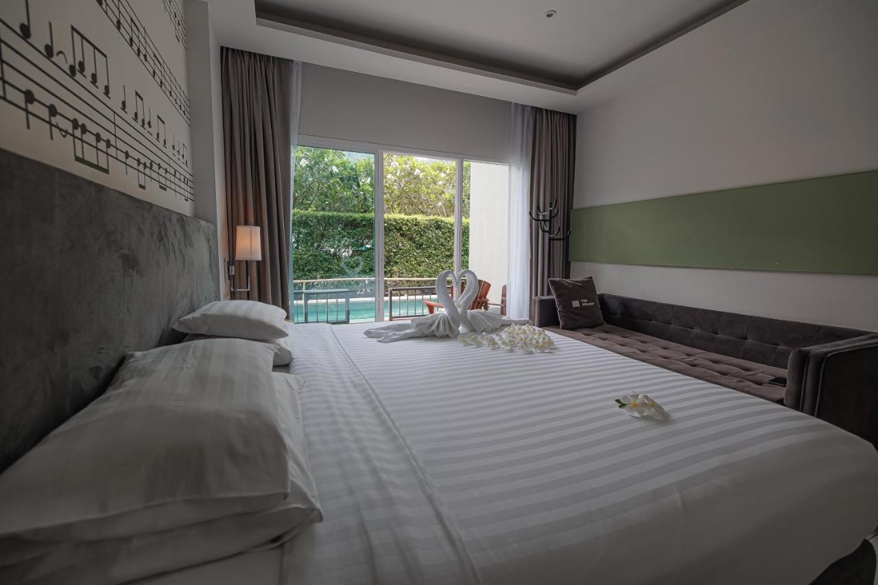 hotel_img