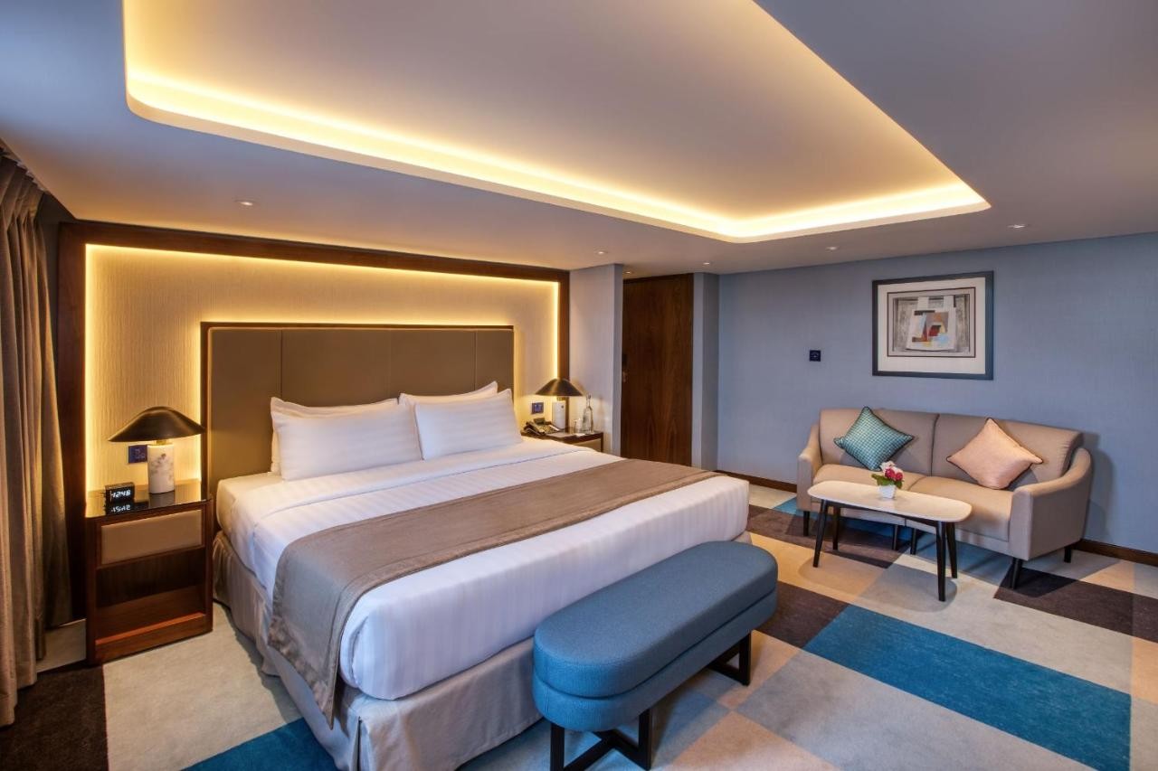 hotel_img