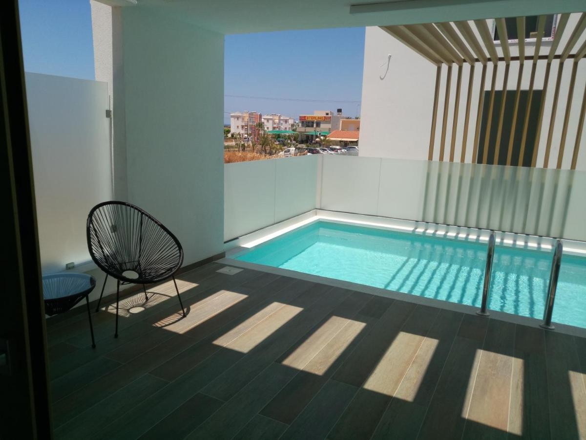 hotel_img