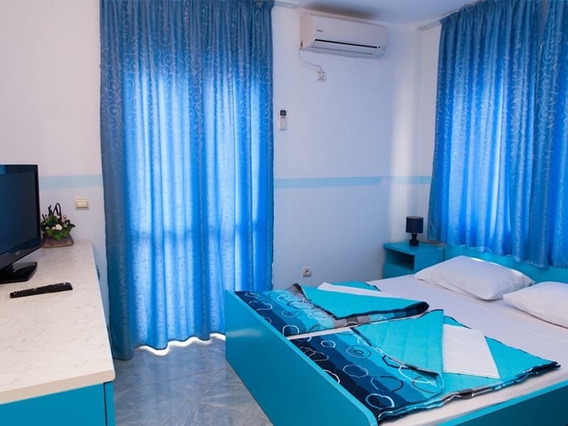 hotel_img