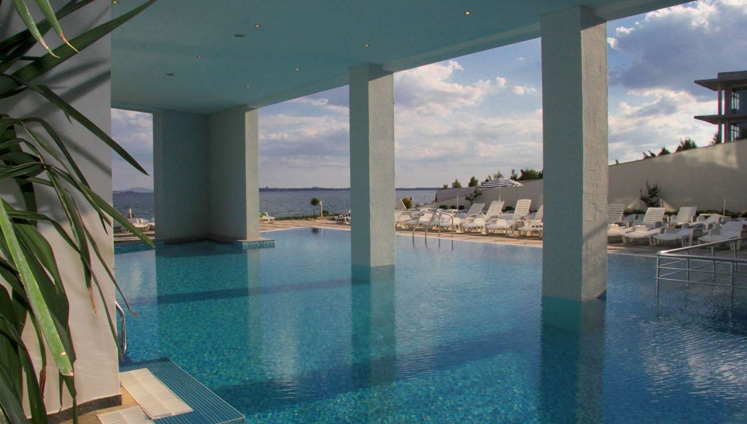 hotel_img