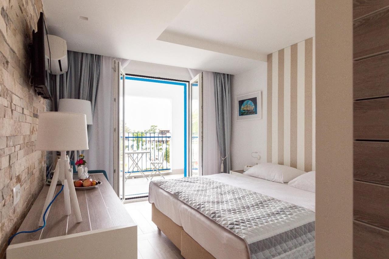 hotel_img