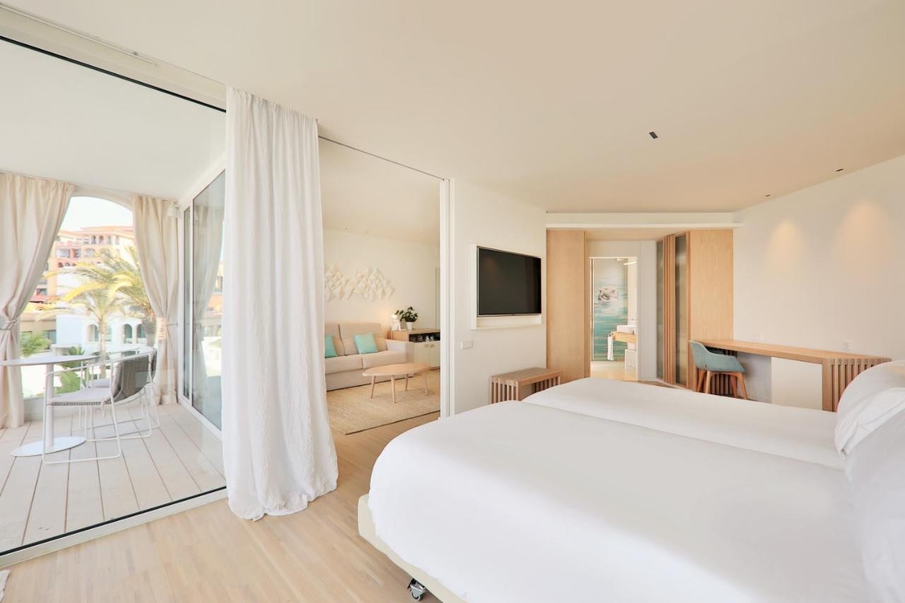 hotel_img