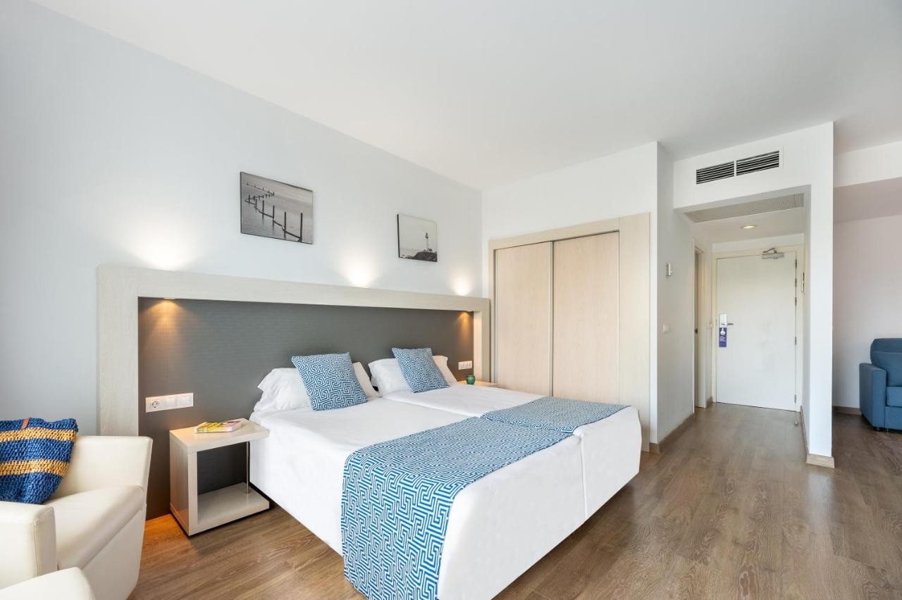 hotel_img