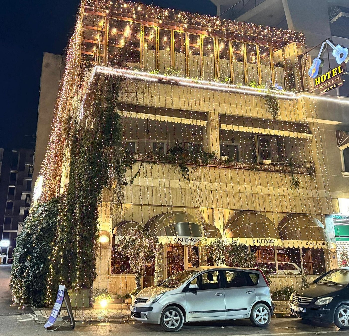hotel_img
