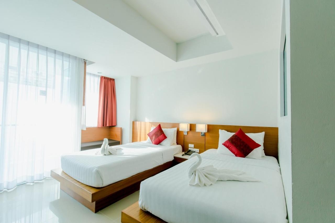 hotel_img