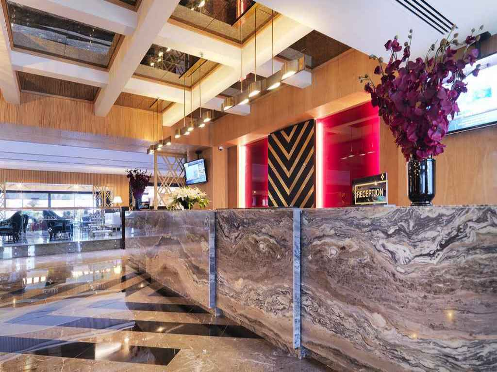 hotel_img