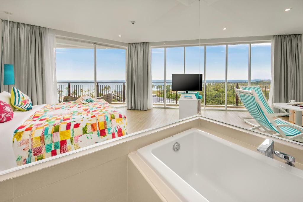hotel_img