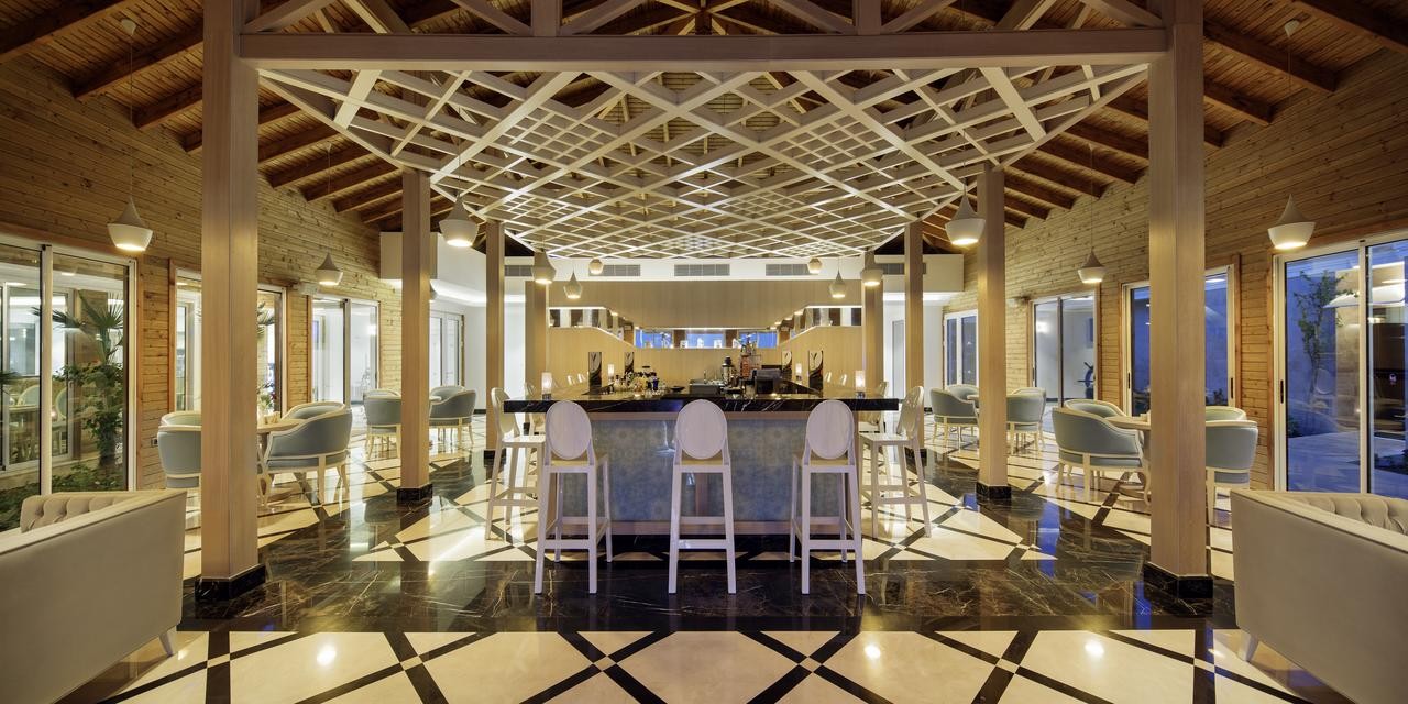 hotel_img