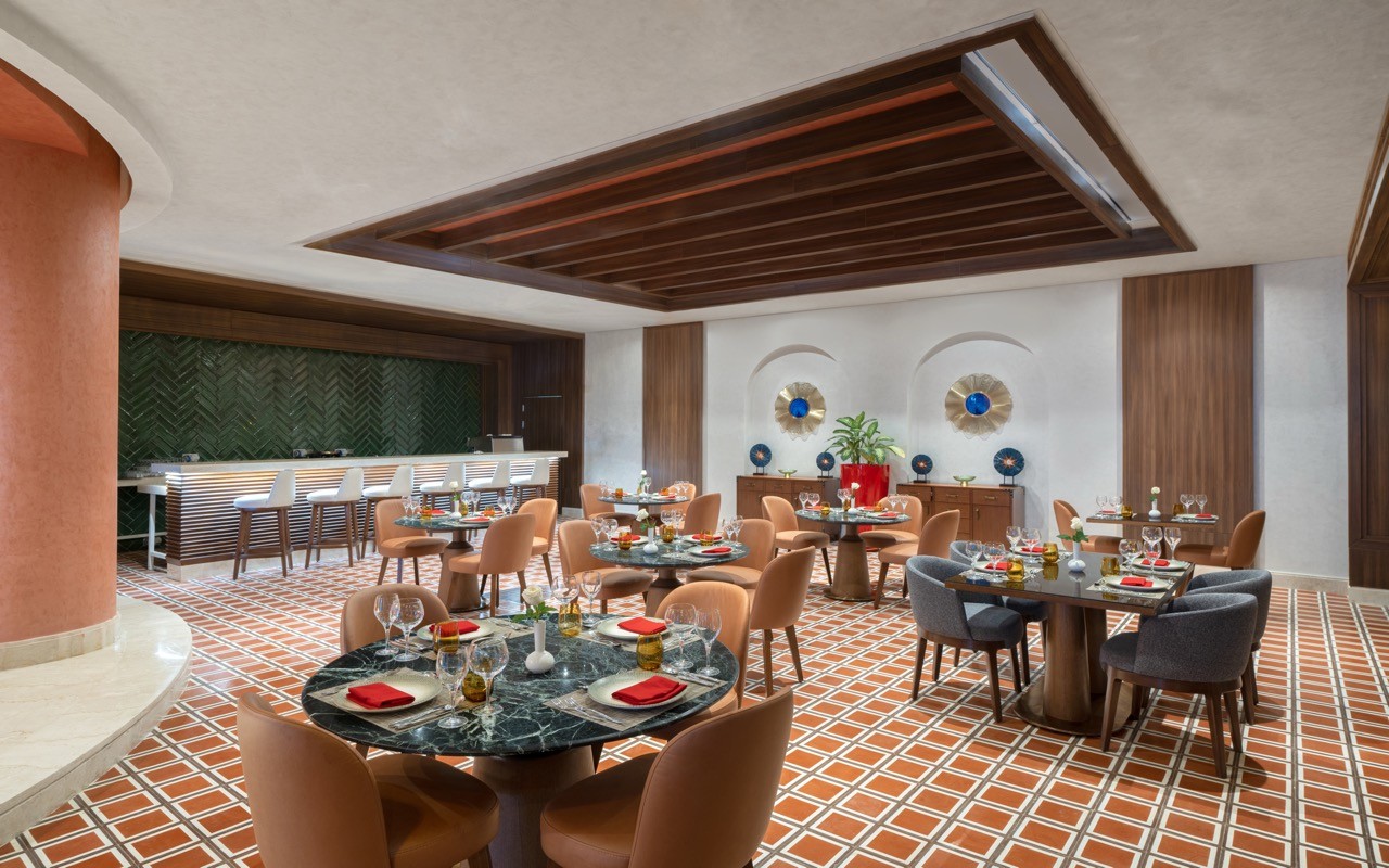 hotel_img