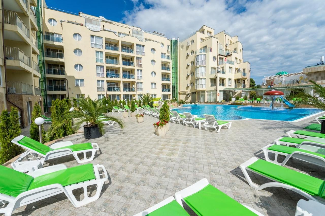 hotel_img