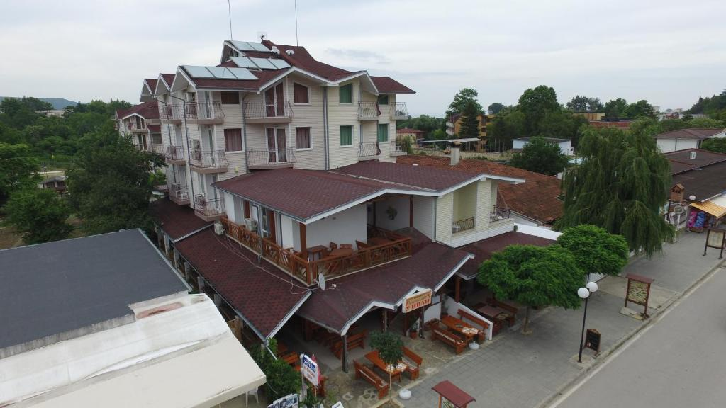 hotel_img