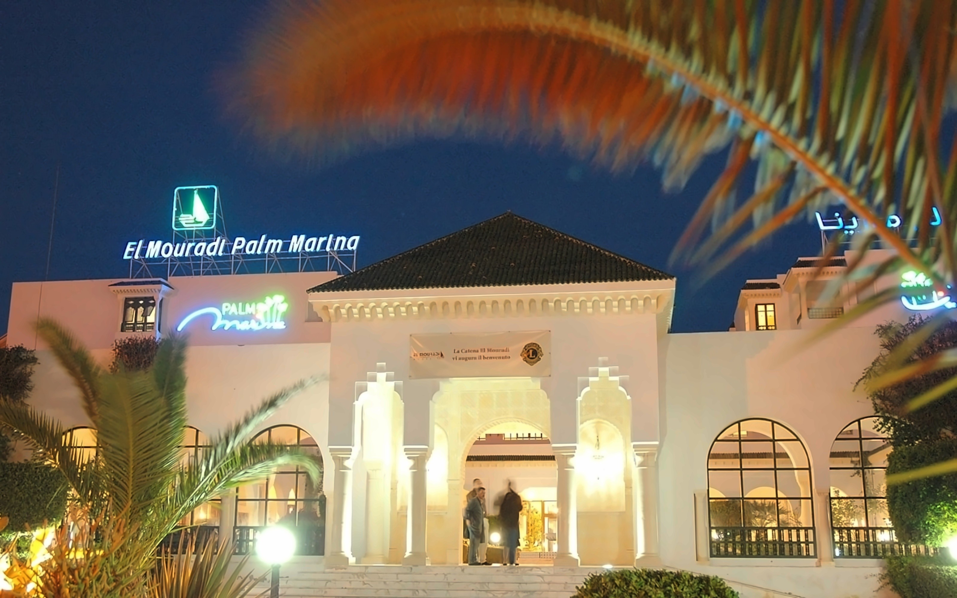 hotel_img