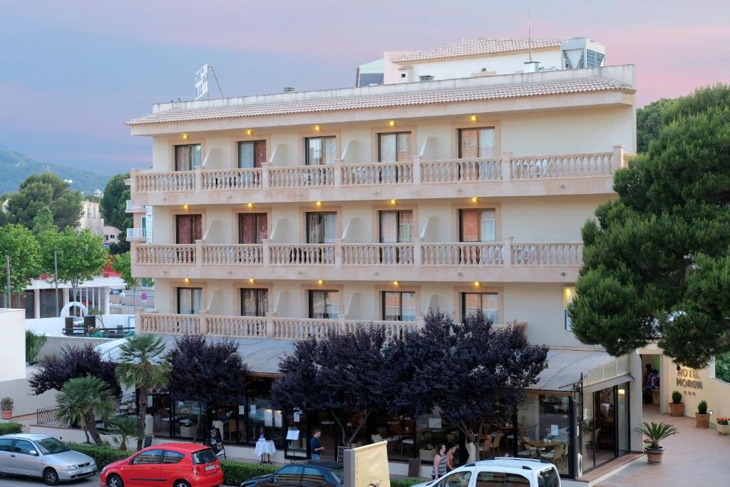 hotel_img