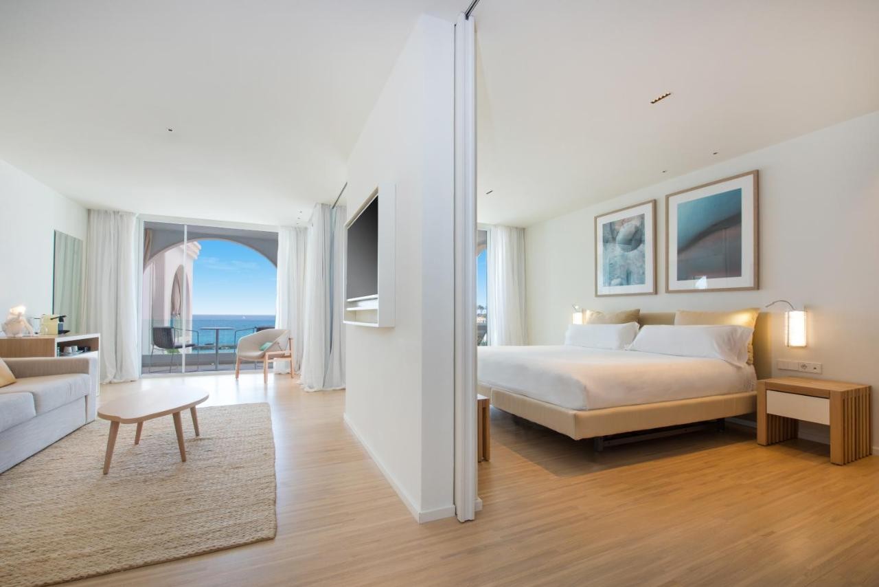 hotel_img