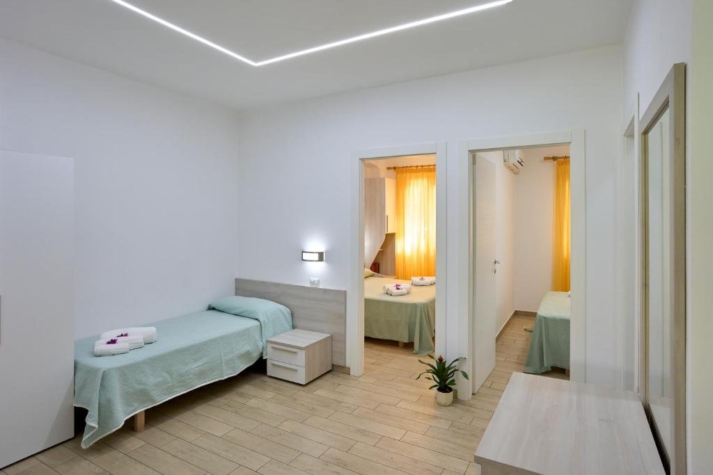 hotel_img