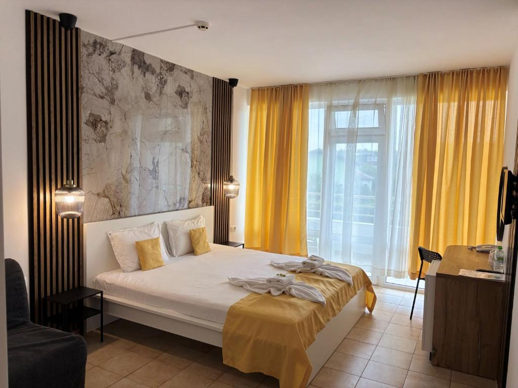 hotel_img