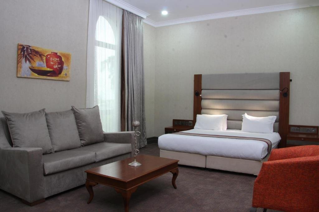hotel_img