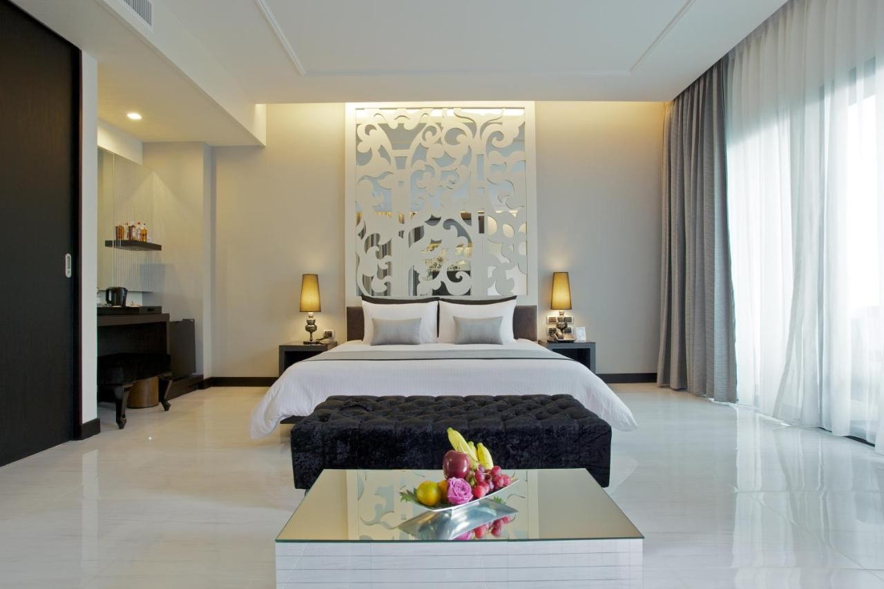 hotel_img